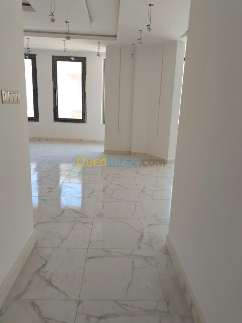 Vente Appartement F4 Alger Dely brahim