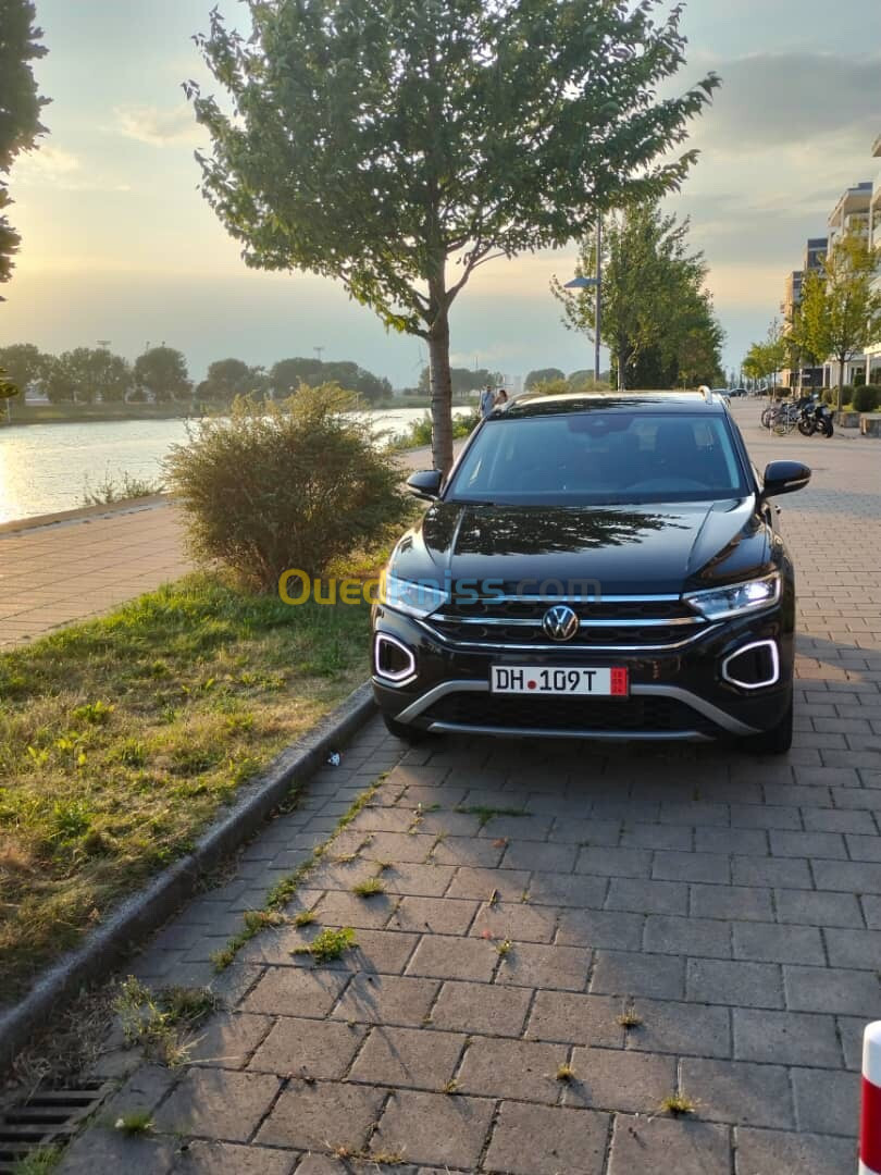 Volkswagen T-Roc 2022 Active