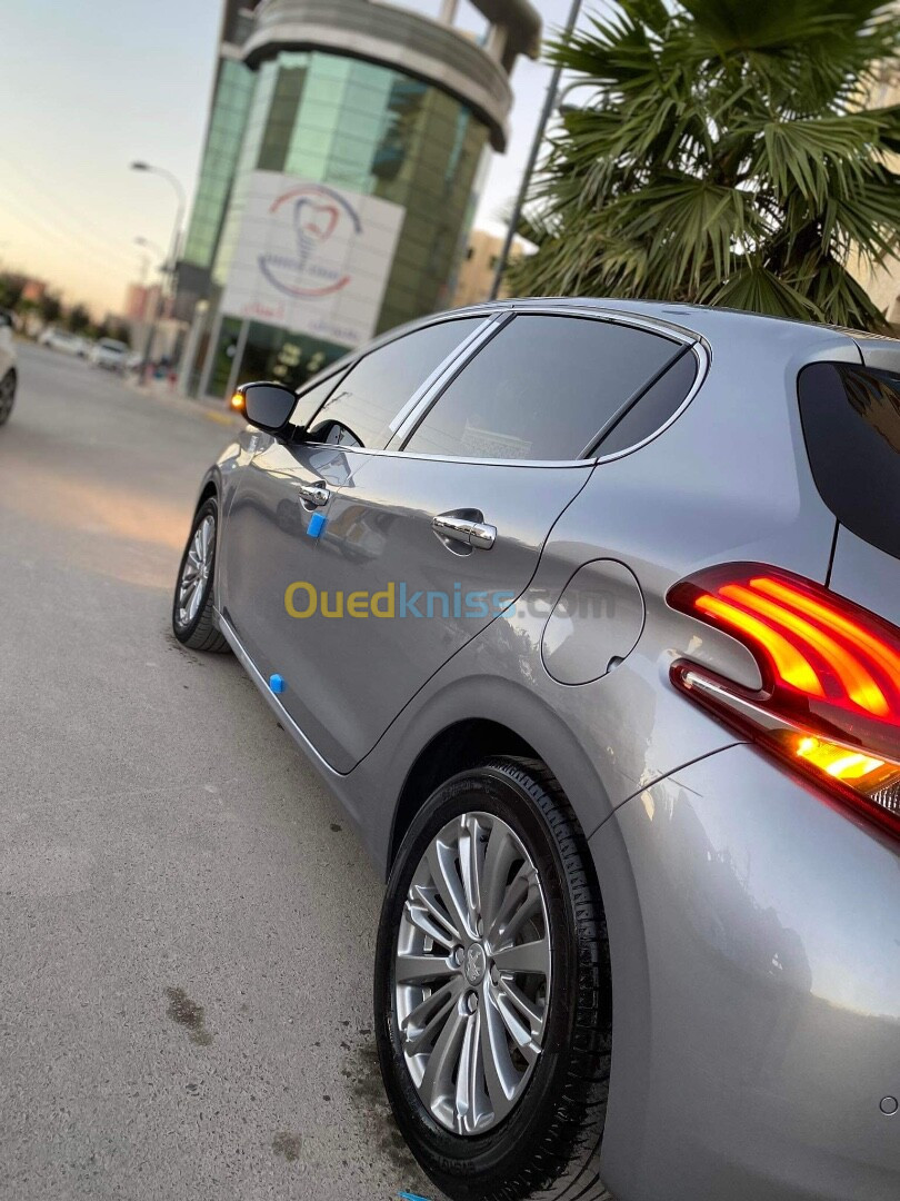 Peugeot 208 2019 Allure