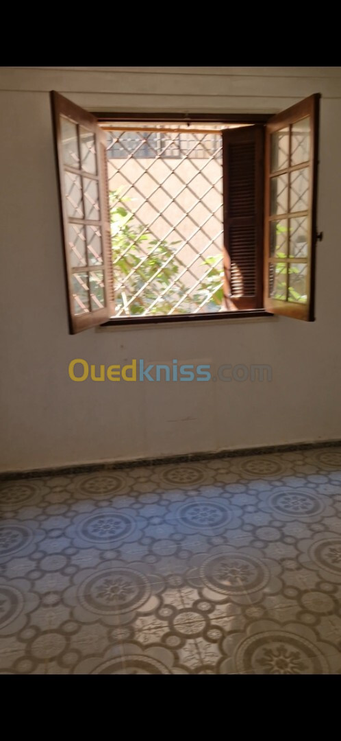 Location Appartement F4 Alger Zeralda