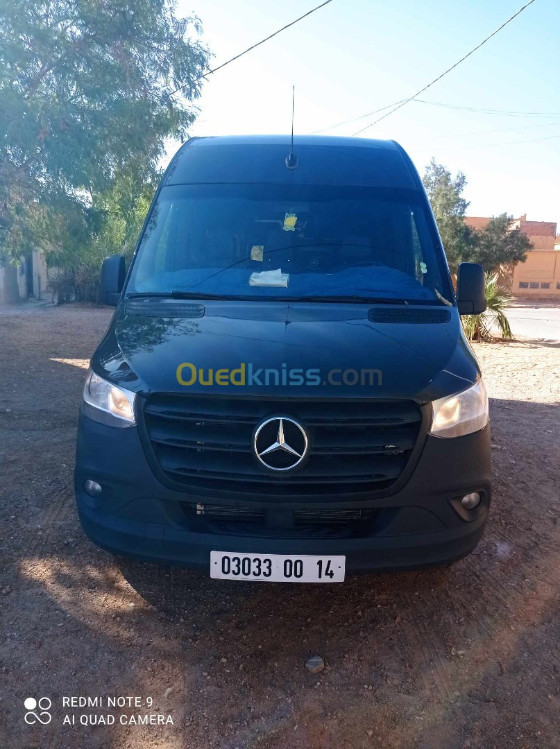 Mercedes SPRINTER 2024