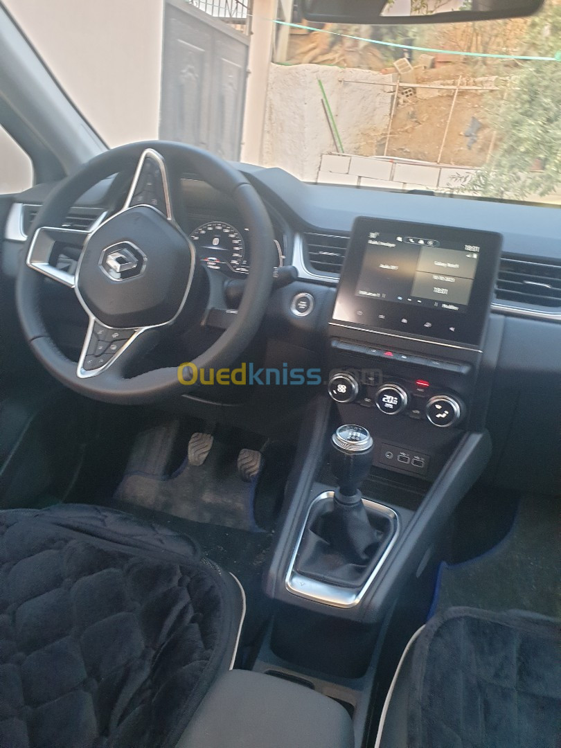 Renault Captur 2023 Intense 5 camera