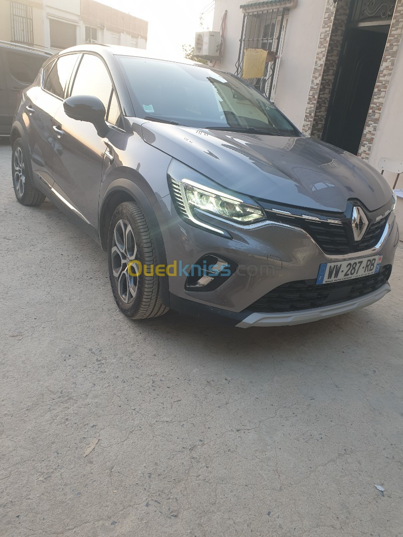 Renault Captur 2023 Intense 5 camera