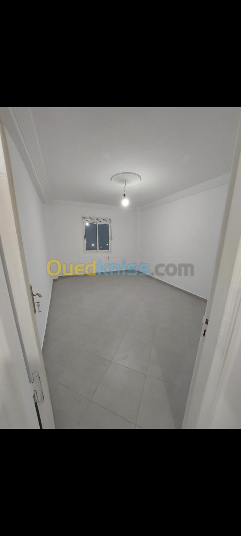 Location Appartement F3 Bouira Bouira