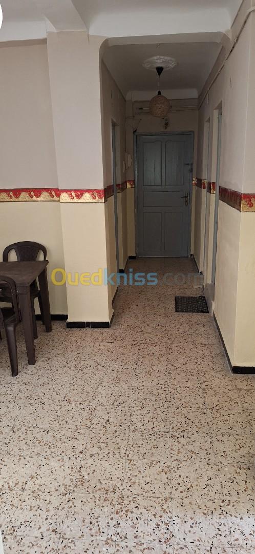 Location vacances Appartement F3 Mostaganem Mezghrane