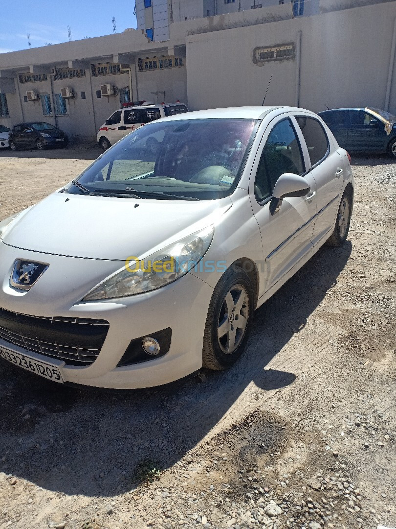 Peugeot 207 2012 