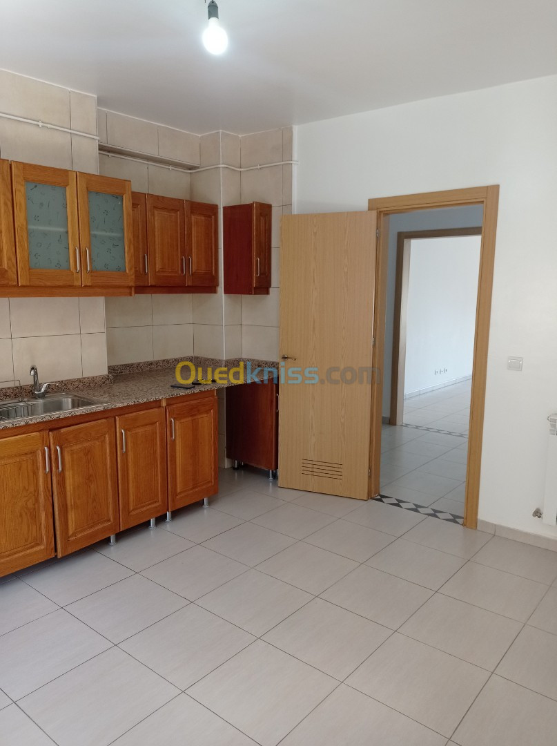 Location Appartement F3 Alger Souidania