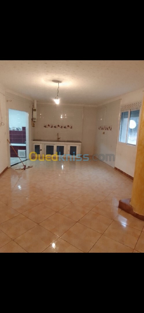 Location Appartement F2 Tipaza Kolea