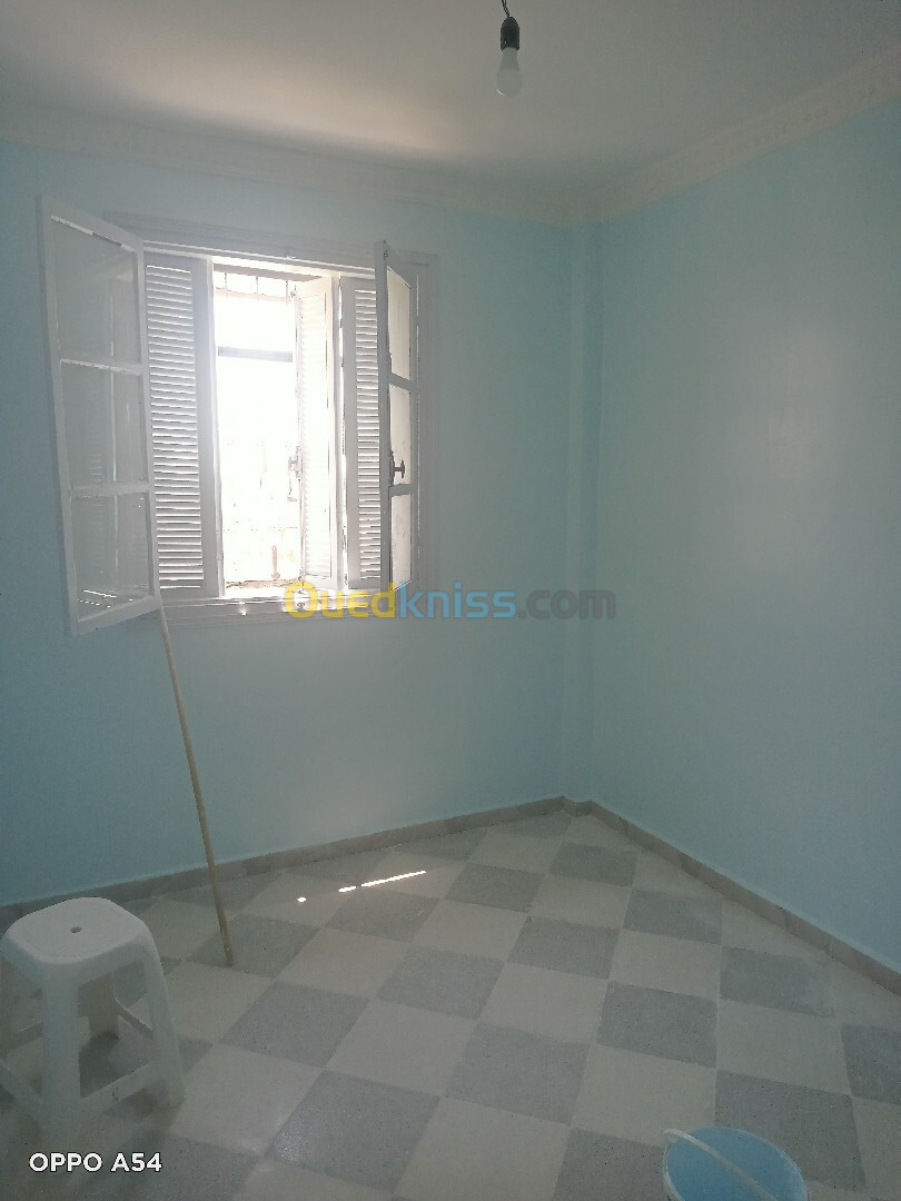 Location Appartement F4 Annaba Annaba