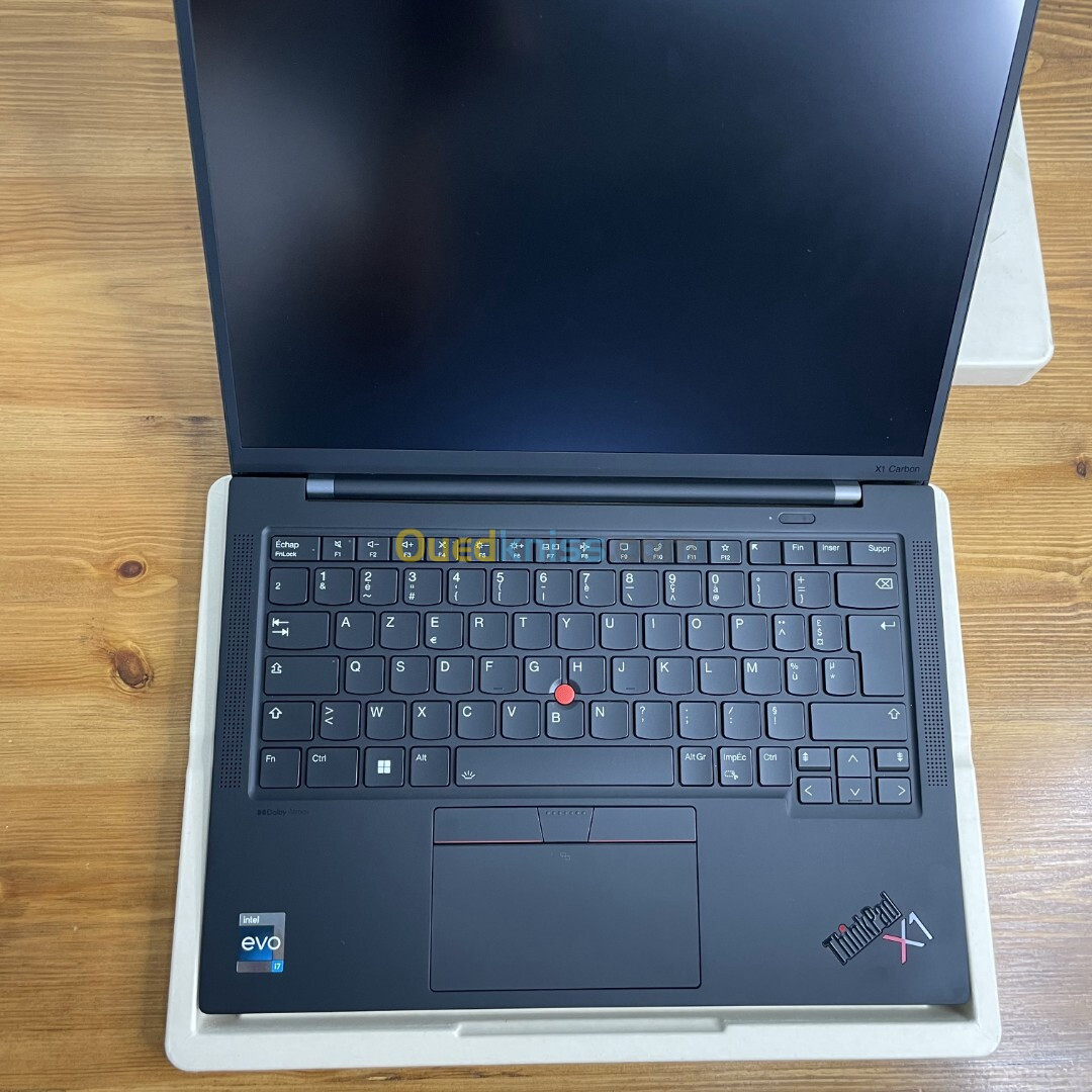 Lenovo X1 Carbon Gen 11 | Intel Core i7 13th 1355U 16Go 512Go SSD Ecran 14" FHD