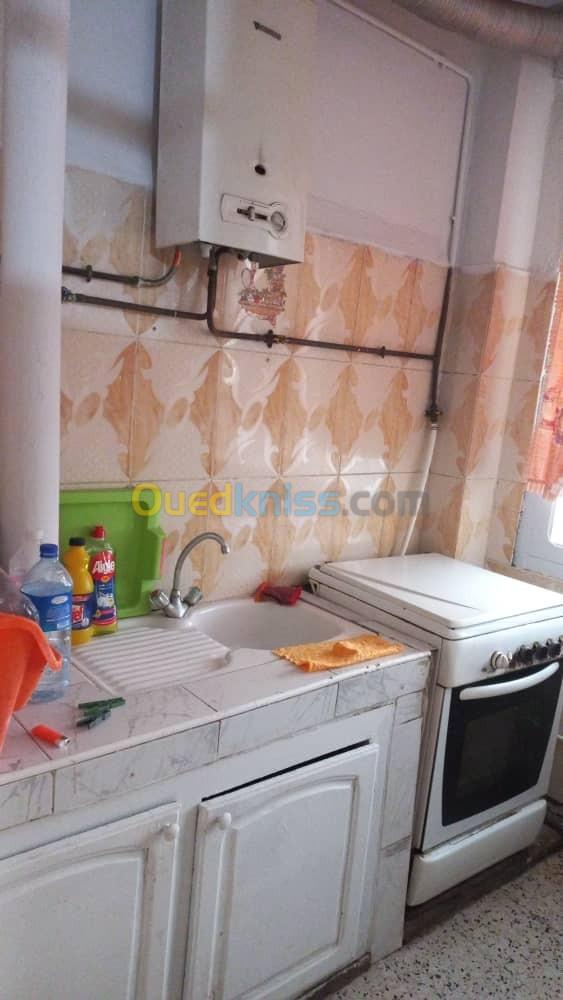 Location vacances Appartement F3 Mostaganem Stidia