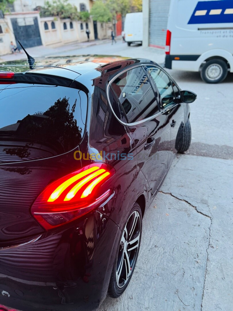 Peugeot 208 2018 Allure Facelift