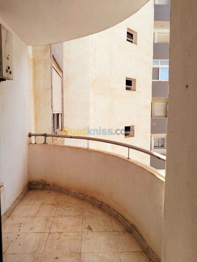 Vente Appartement F4 Oran Bir el djir