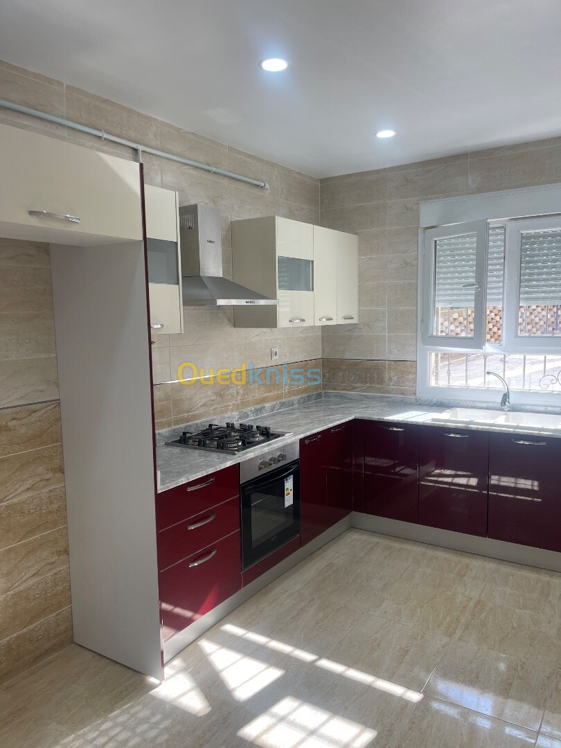 Location Appartement F4 Alger Mahelma