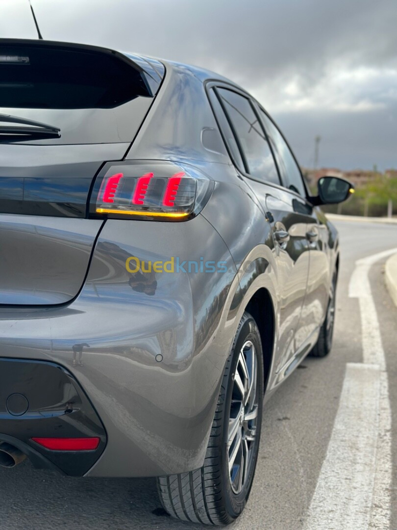 Peugeot 208 2022 Allure Facelift