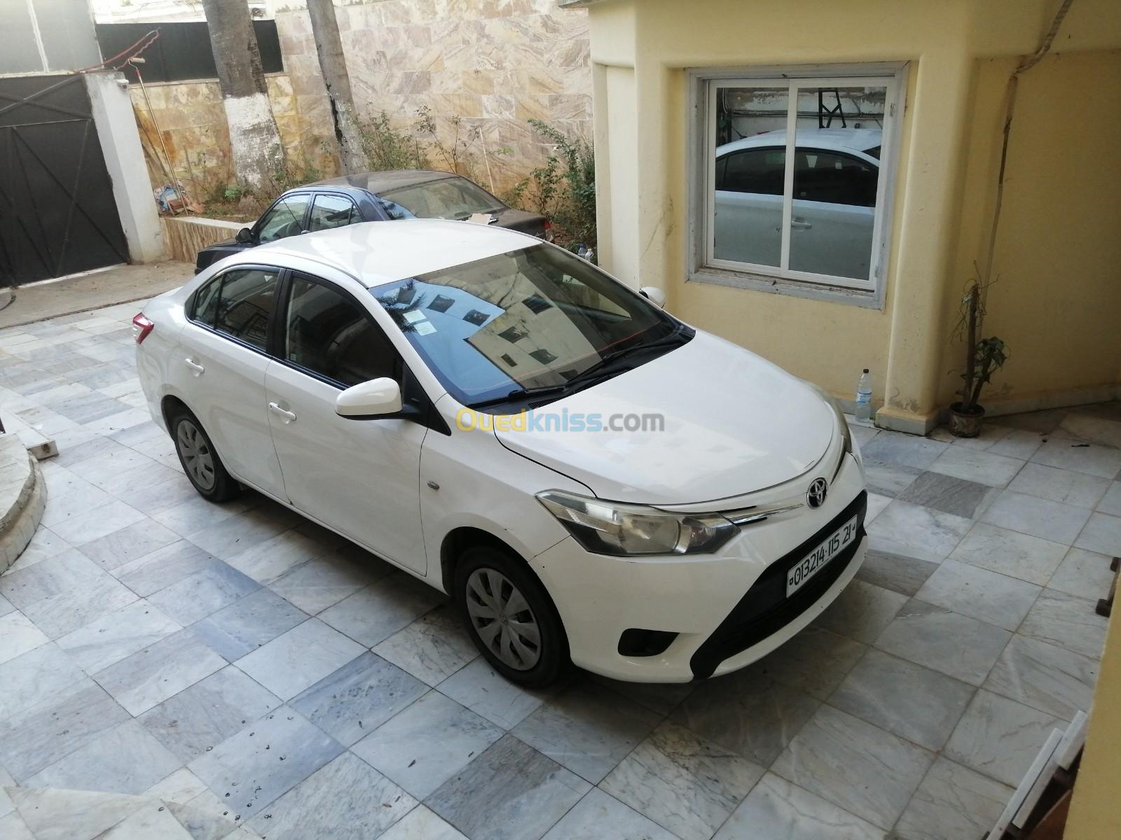 Toyota Yaris 2015 