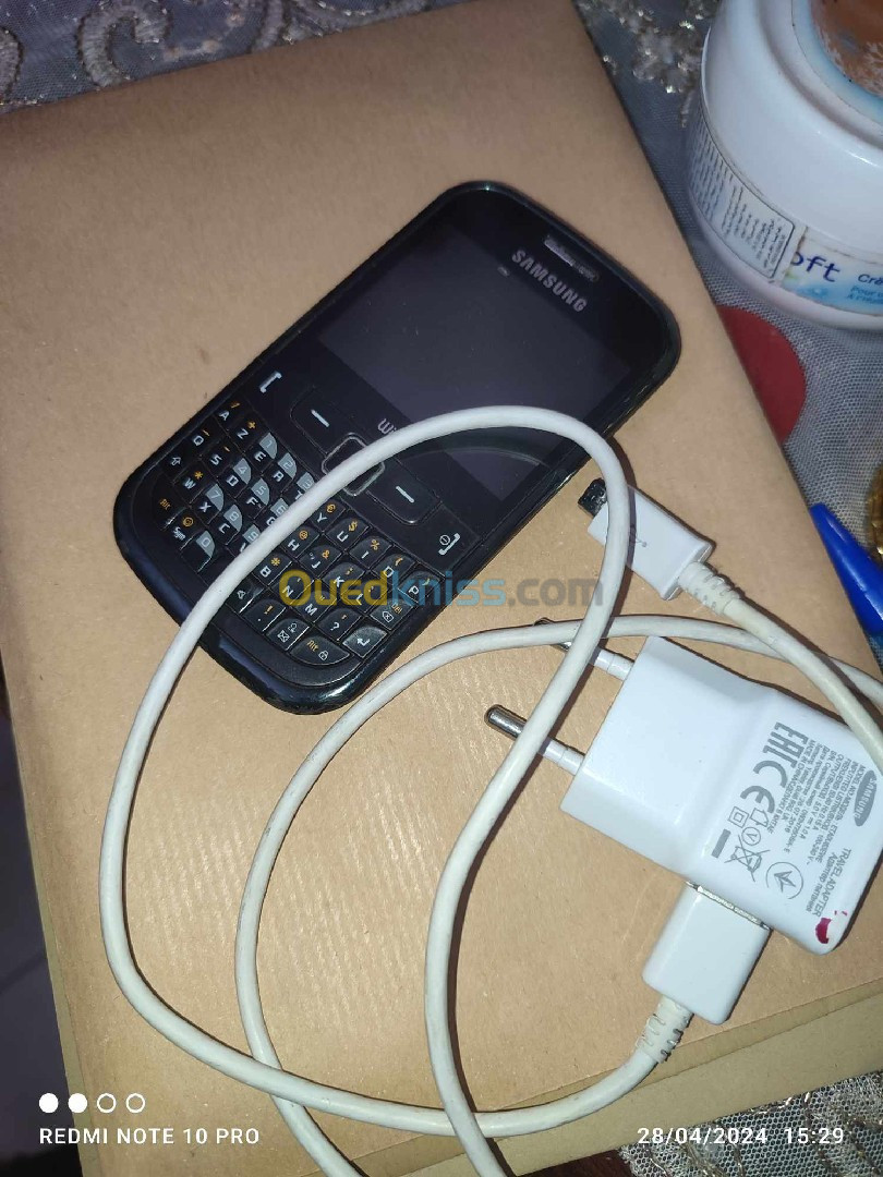 Samsung Samsung chat 335