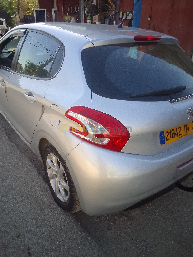 Peugeot 208 2014 208