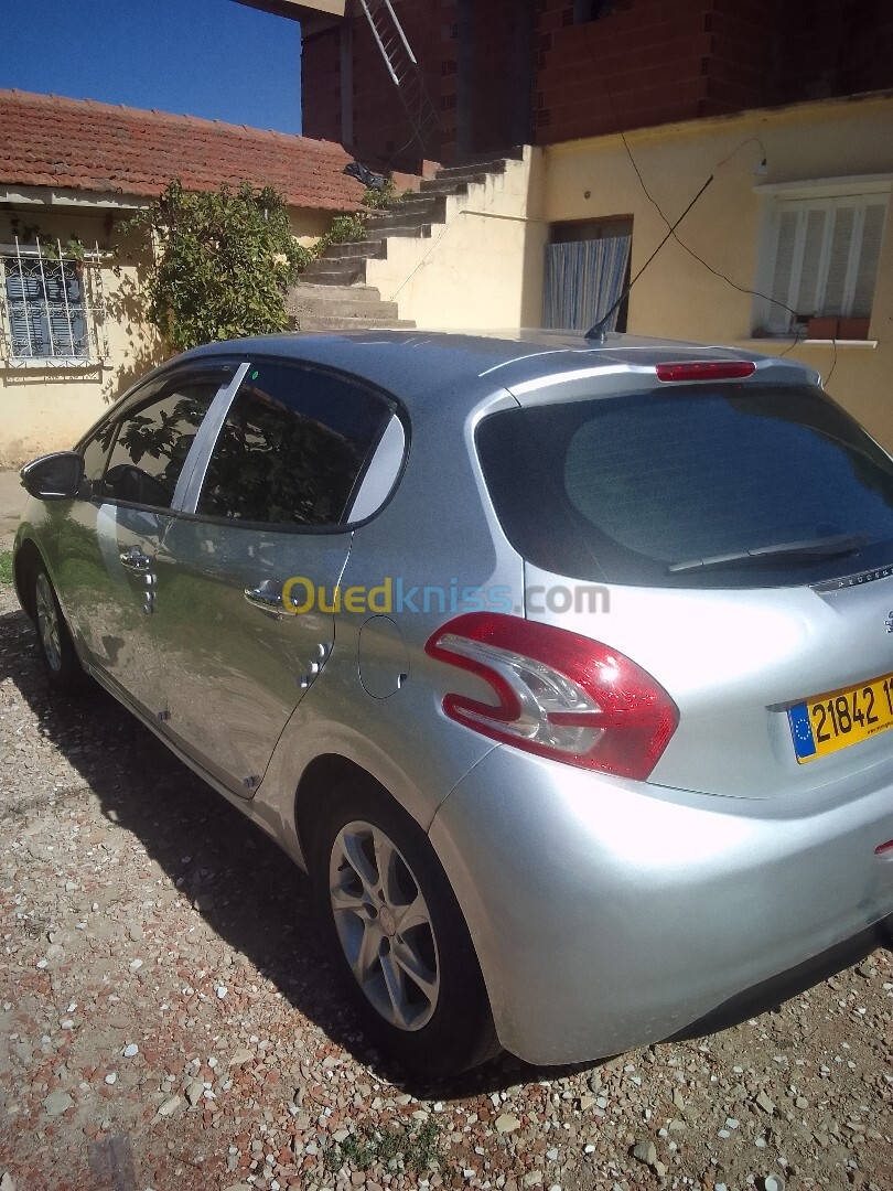 Peugeot 208 2014 208