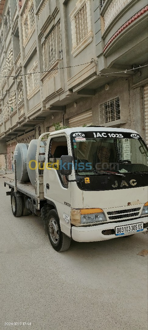 JAC 1025 2005