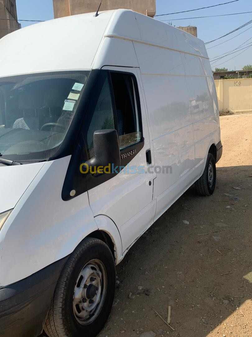 Ford transit 2013