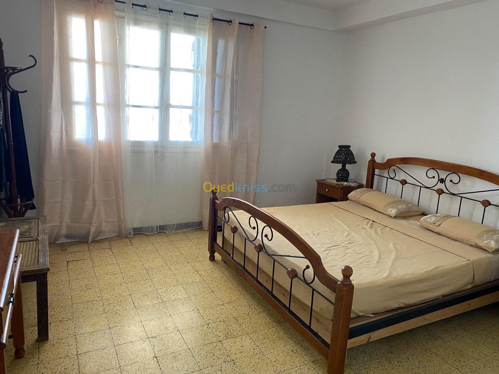 Location vacances Niveau De Villa F4 Oran Ain el turck