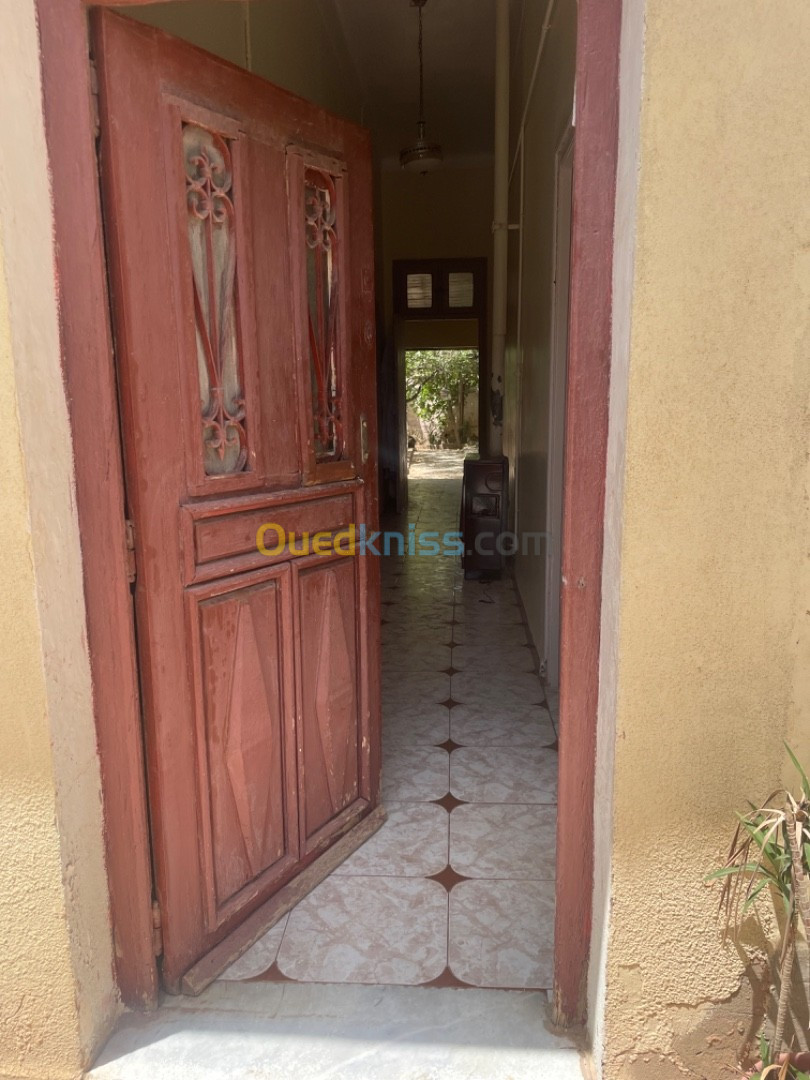 Vente Villa Chlef Tenes