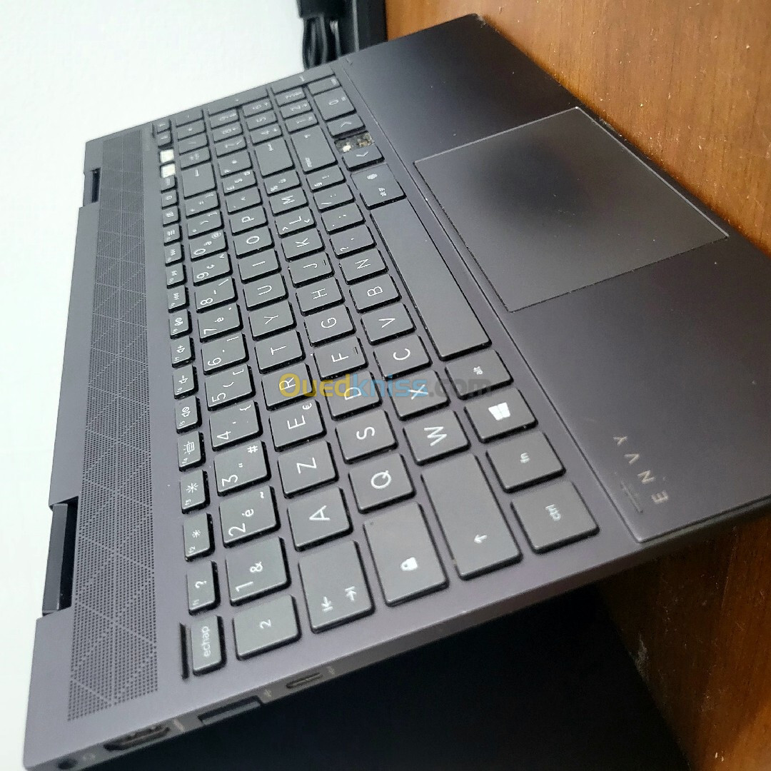 HP ENVY X360 15 RYZEN 7 16GB RAM