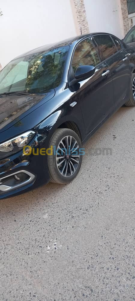 Fiat Tipo 2024 