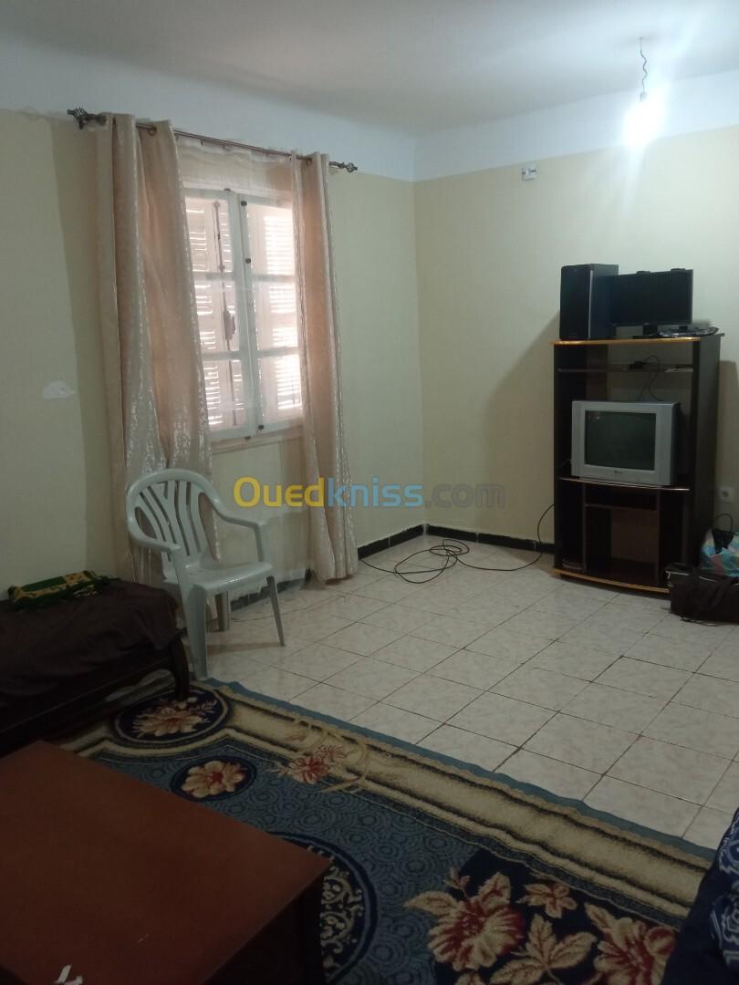 Vente Appartement F3 Oran Boufatis