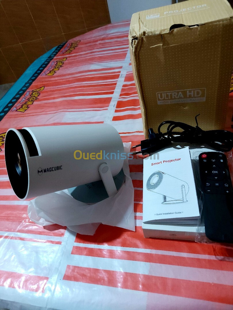 Projector HY300 PRO 4K Android 11