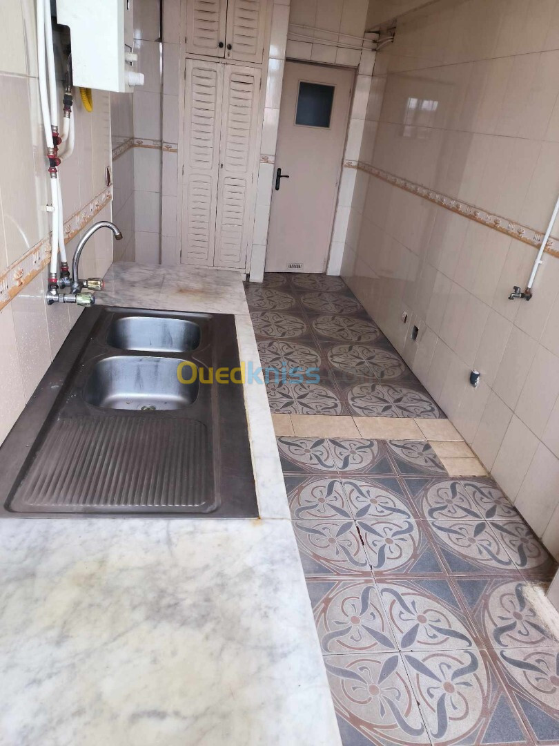 Location Appartement F3 Jijel Jijel