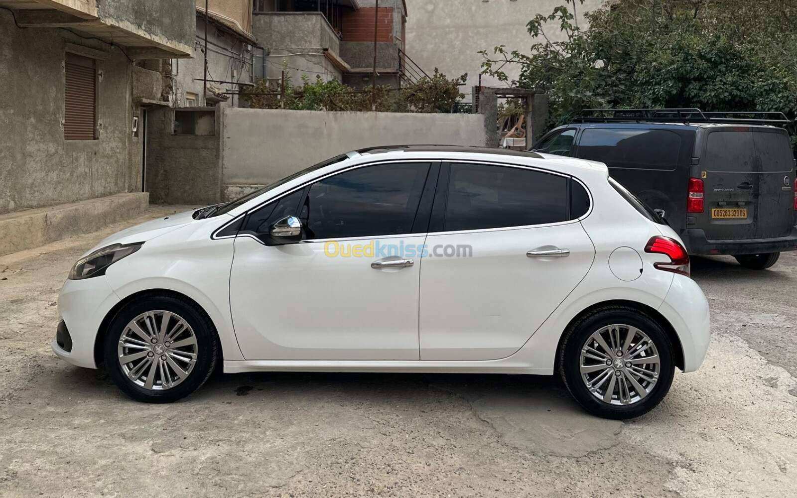 Peugeot 208 2019 Allure Facelift