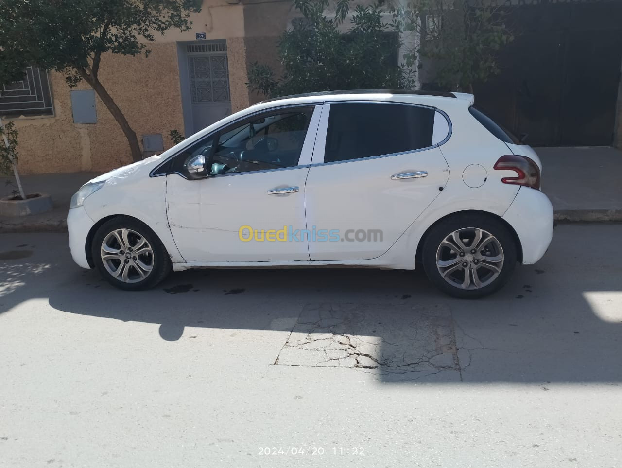 Peugeot 208 2013 