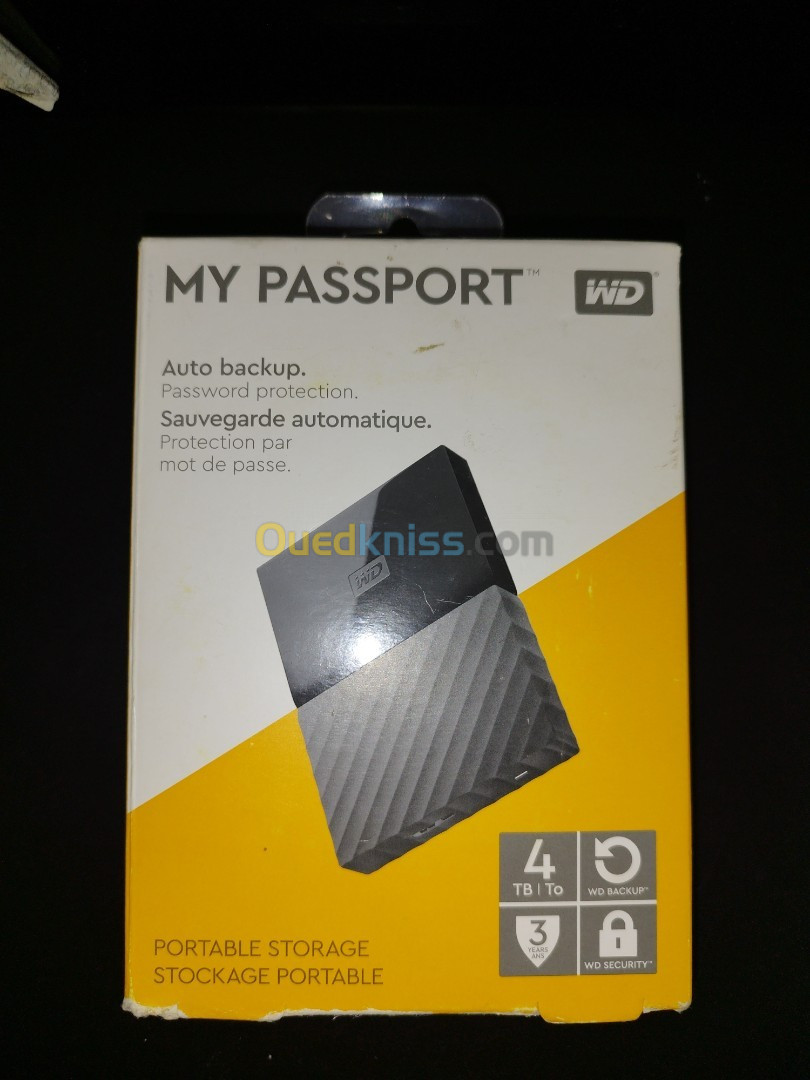 Disque dur externe portable Western Digital My Passport noir 4 To - USB 3.0