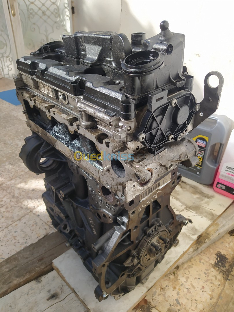 Bâtiment moteur SEAT LEON TDI 143 CH