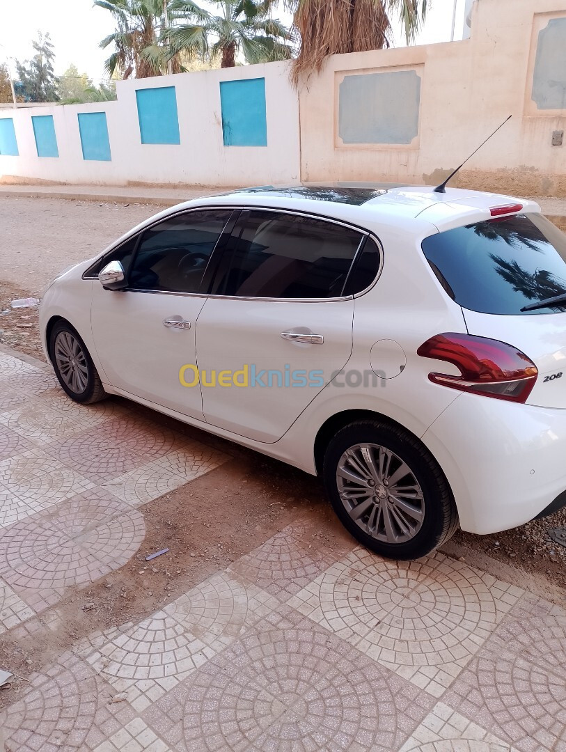 Peugeot 208 2016 Allure Facelift