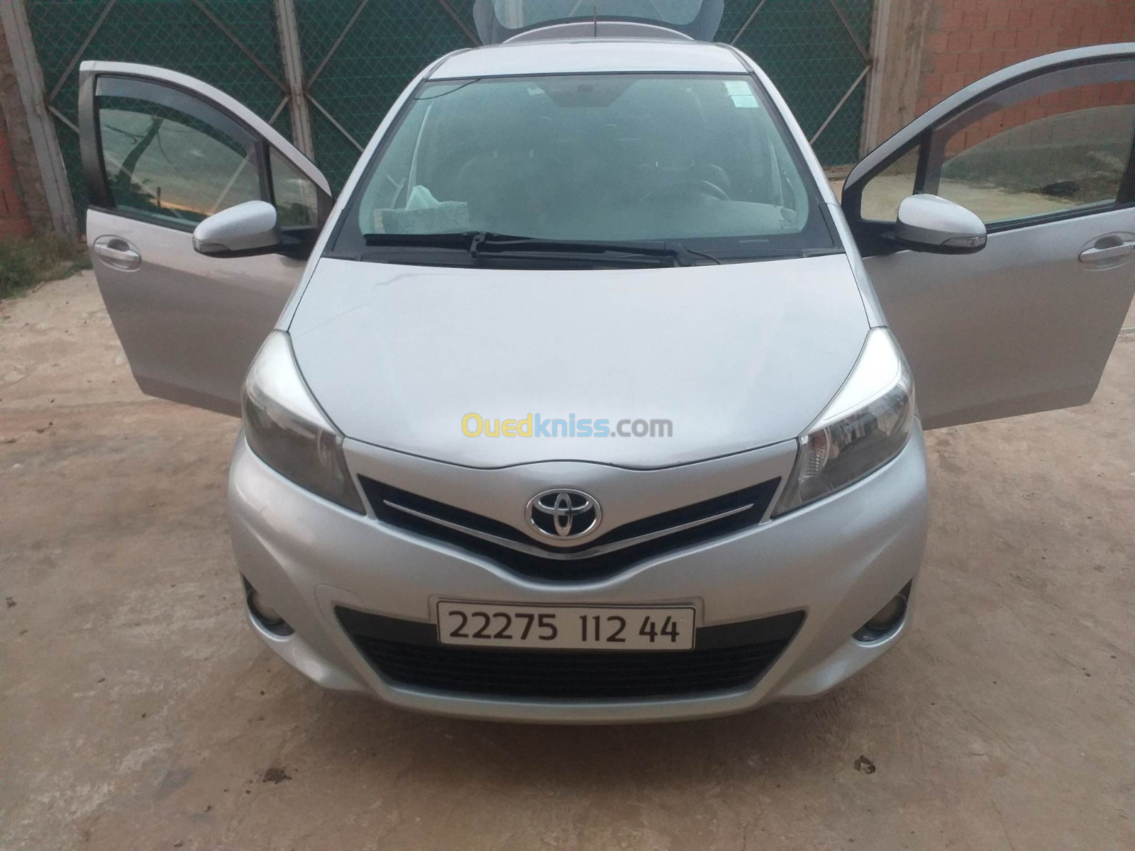 Toyota Yaris 2012 2012