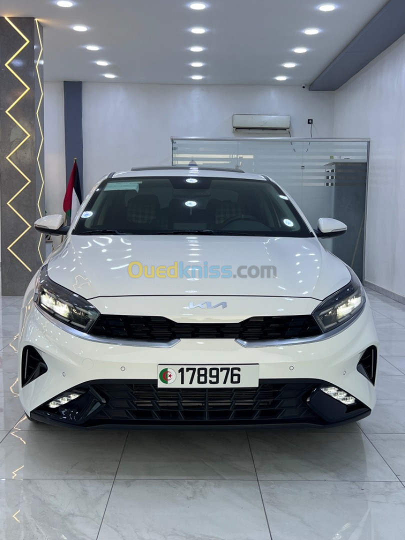 Kia Cerato 2024 Gt Line