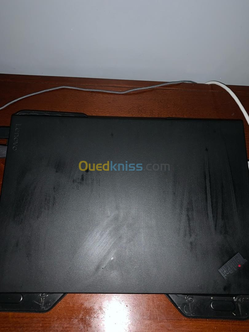 Lenovo thinkpad i5 7eme + 24gb ram + 256 SSD