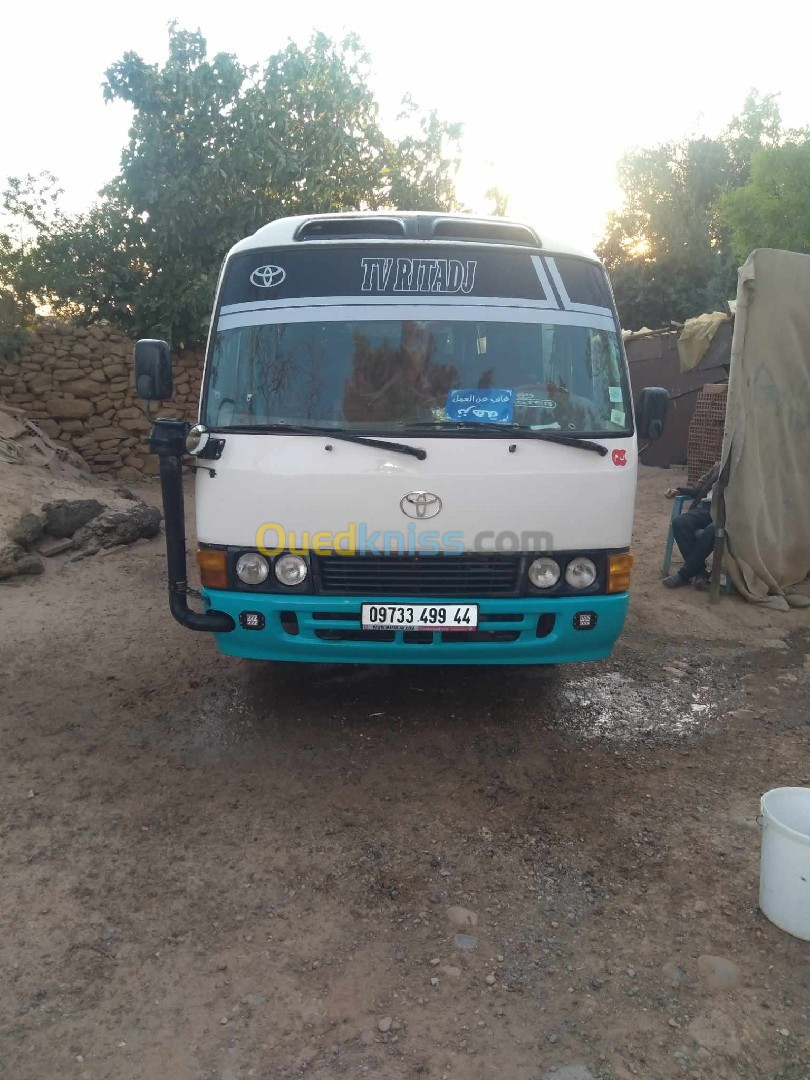 Toyota Coaster 