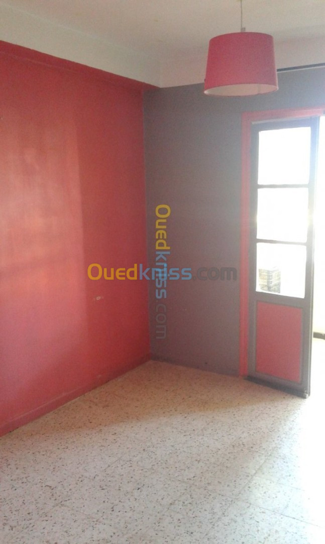 Location Appartement F3 Mostaganem Mostaganem