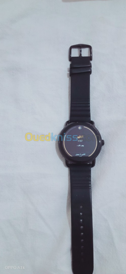 montre connecte smart watch ساعة ذكية FOSSIL