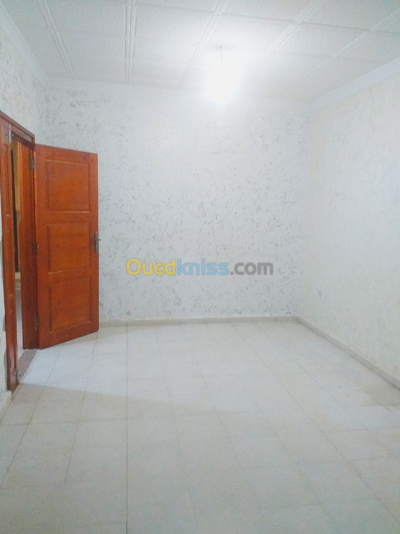 Location Niveau De Villa F3 Alger Sidi moussa