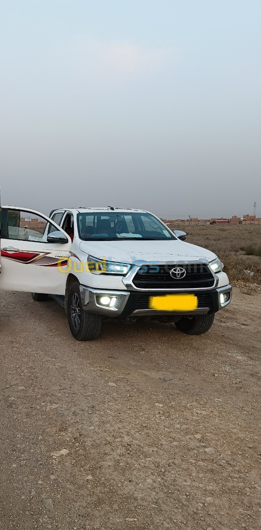 Toyota Hilux 2021 LEGEND DC 4x4 Pack Luxe