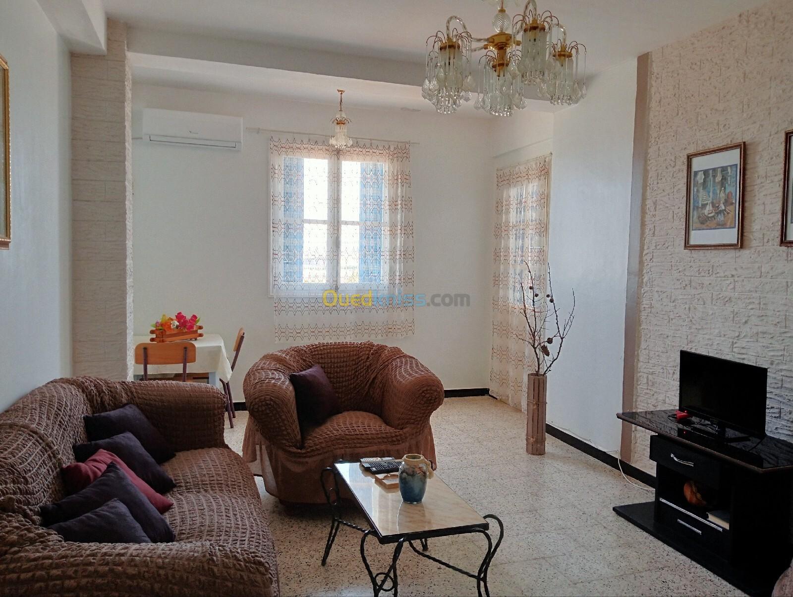 Location vacances Appartement F3 Jijel Jijel