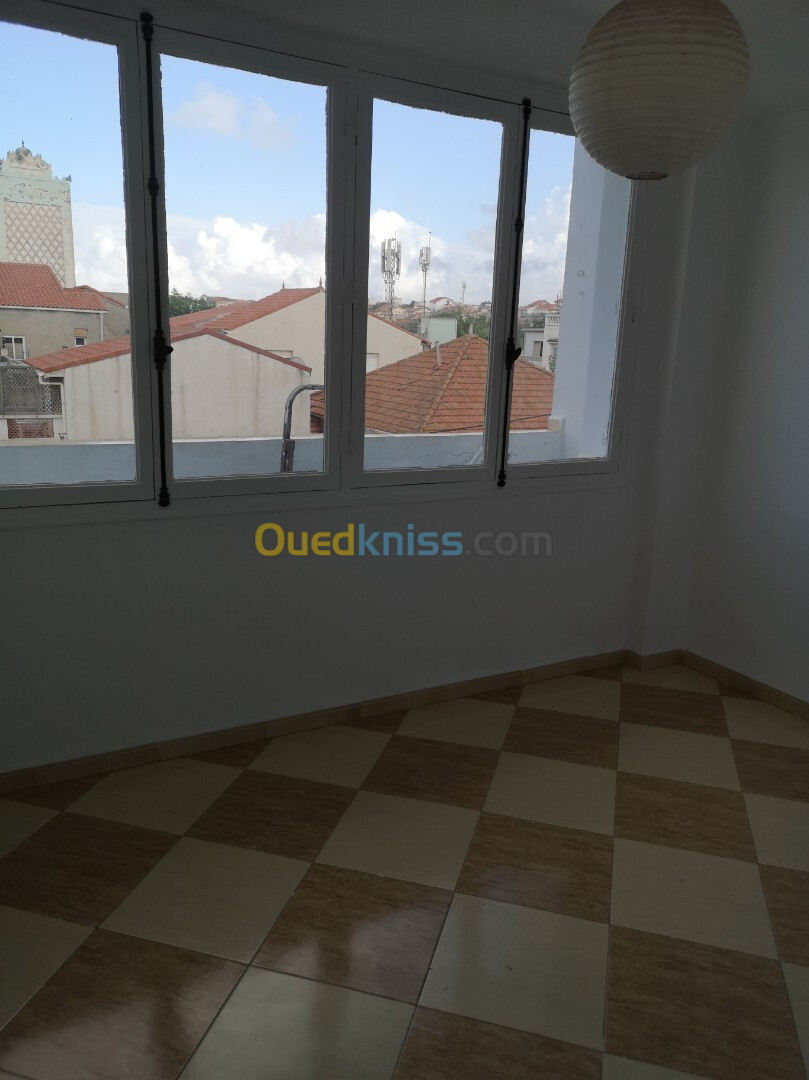 Vente Appartement F3 Alger Ain taya