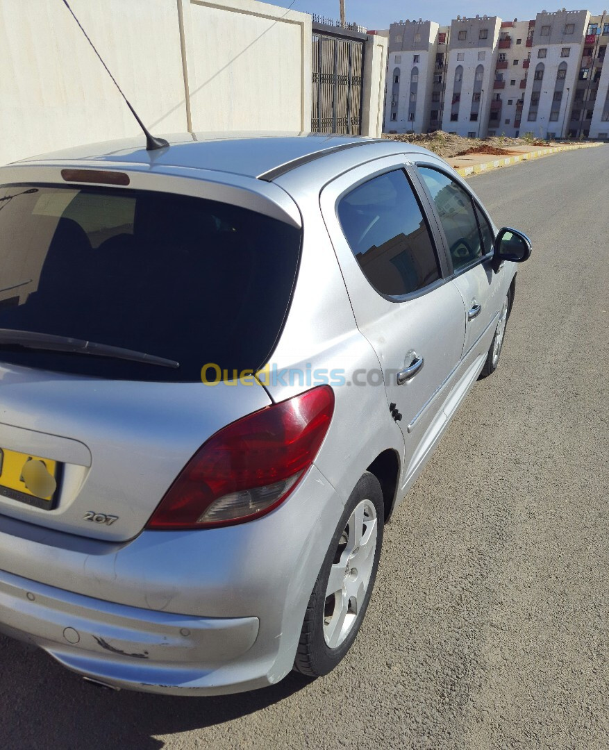 Peugeot 207 2010 