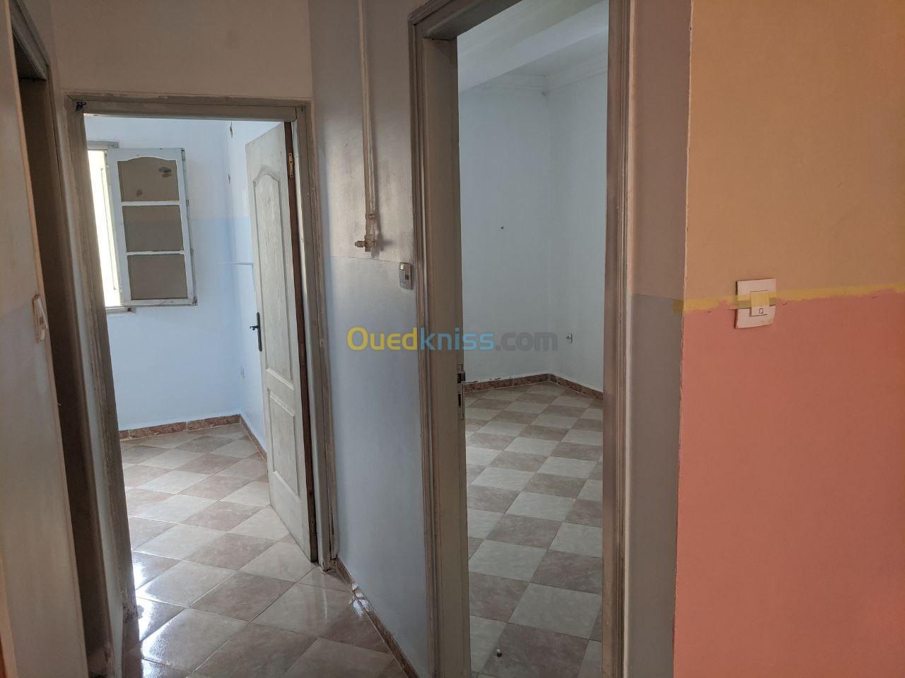 Location Appartement F3 Alger Douera