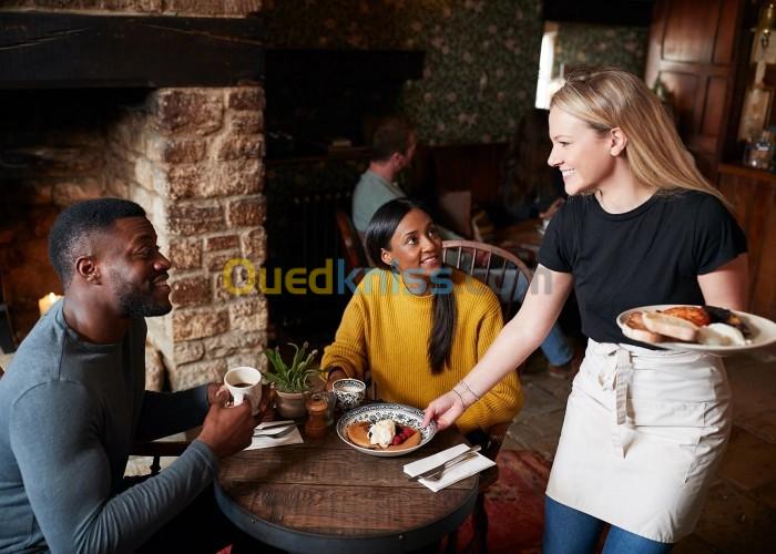   Formation serveurs de cafés et restaurants.